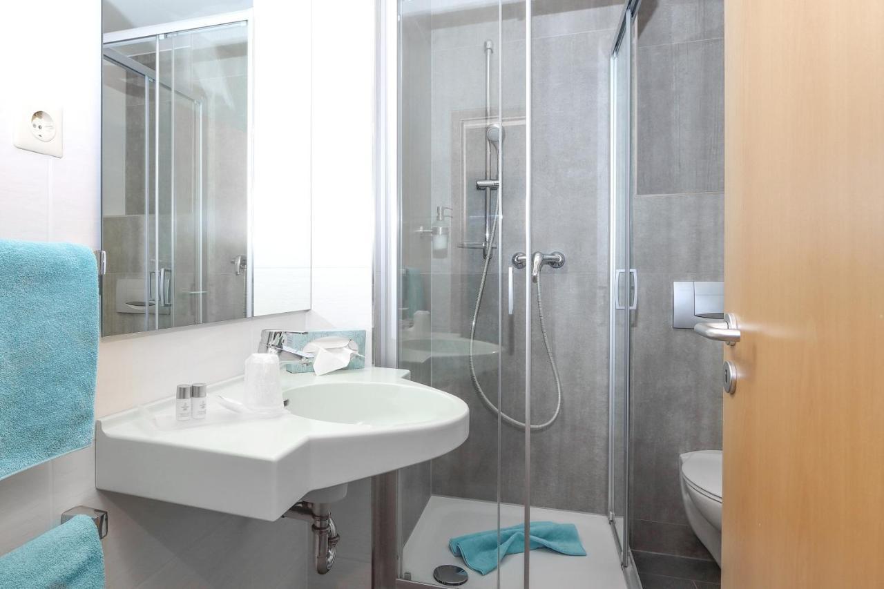 Aparthotel Parkhotel Flora 3*